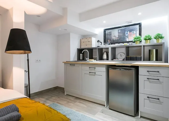 Cosy In Perfect Location